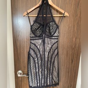 Backless dress